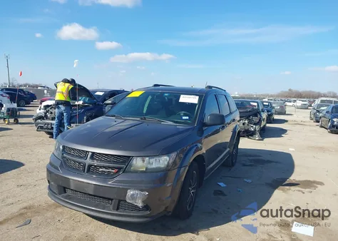 2018 Dodge Journey Se z USA, uszkodzony, nr VIN 3C4PDCAB8JT535537